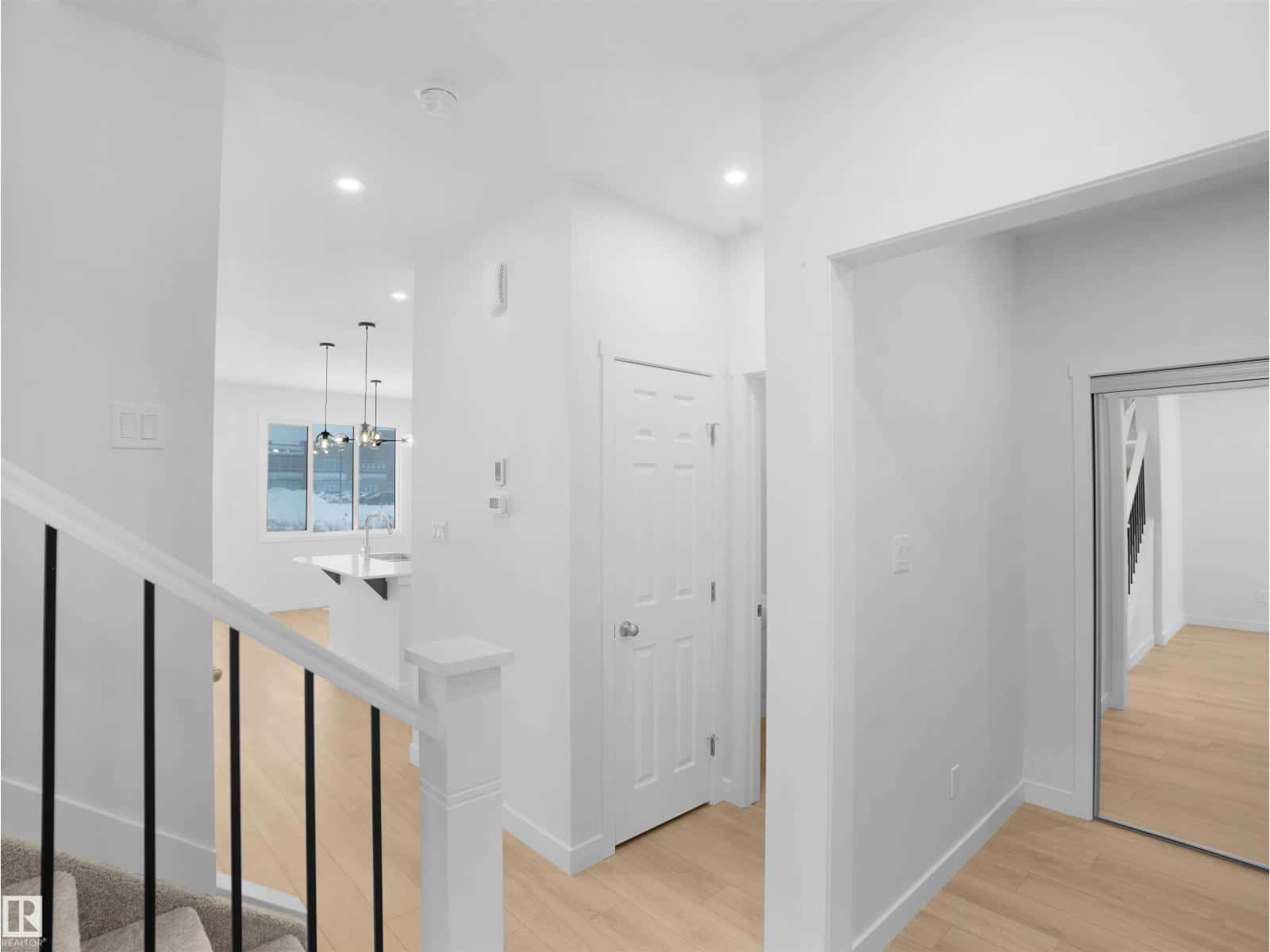 , Edmonton, — Edmonton - Photo 4 of 27