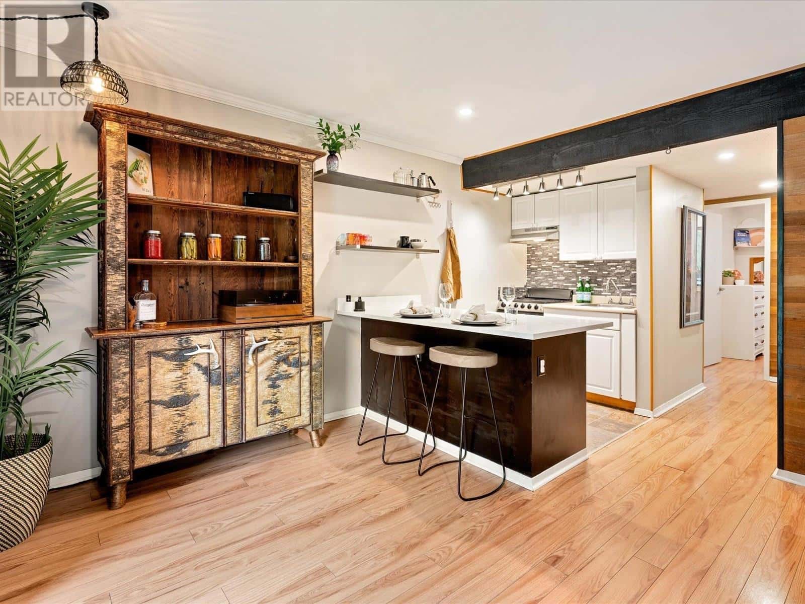 , Whistler, British Columbia — Whistler, British Columbia - Photo 2 of 17