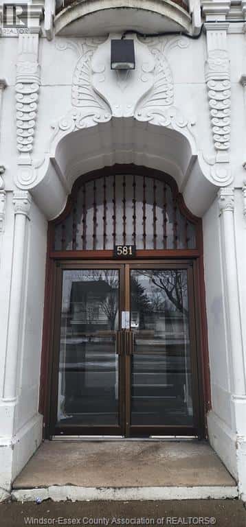 , Windsor, Ontario — Windsor, Ontario - Photo 4 of 34