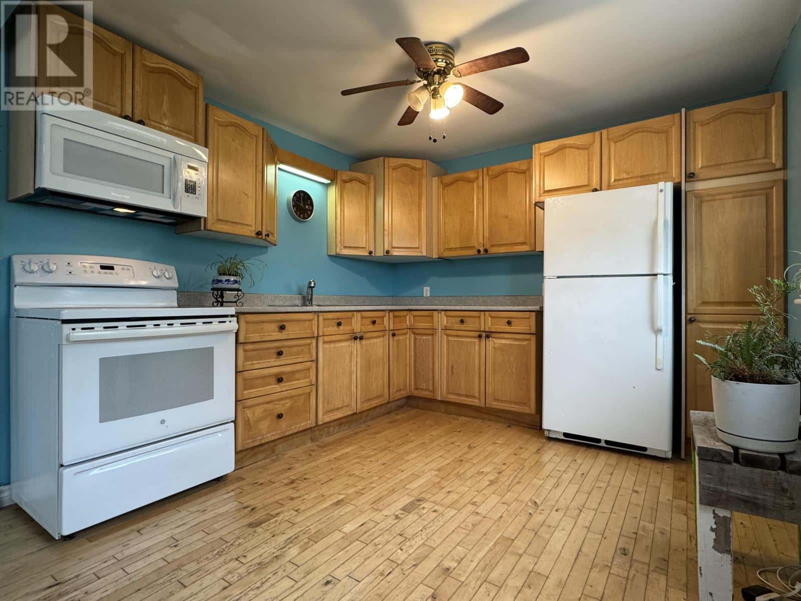 , Glenfinnan, Prince Edward Island — Glenfinnan, Prince Edward Island - Photo 3 of 38