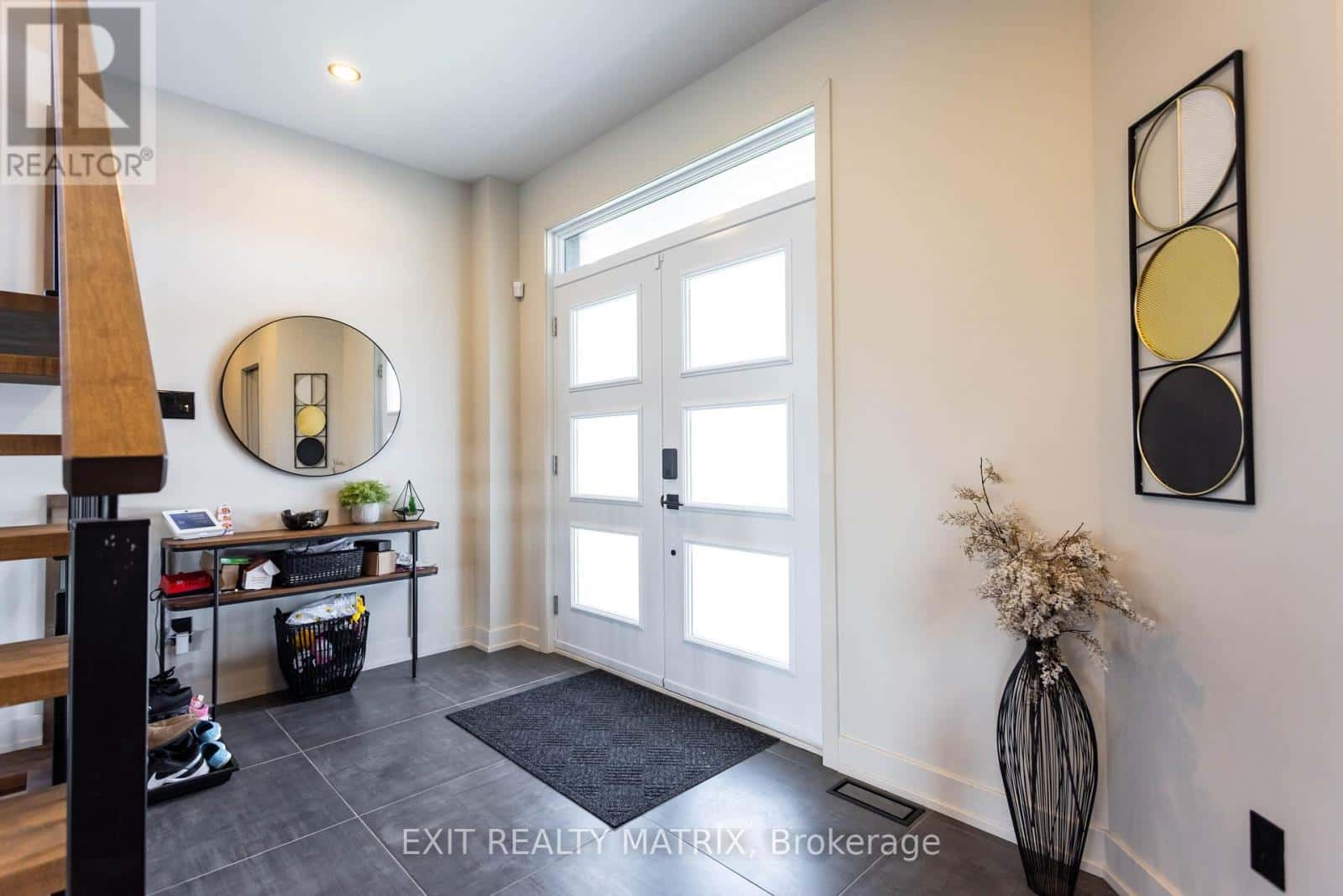 , Casselman, — Casselman - Photo 2 of 72