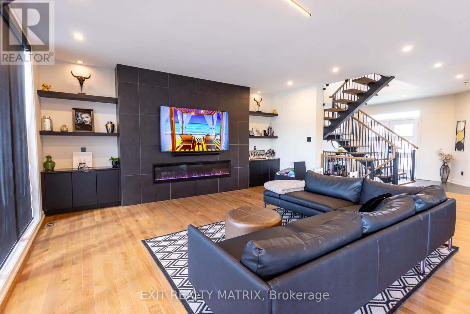 , Casselman, — Casselman - Photo 5 of 72