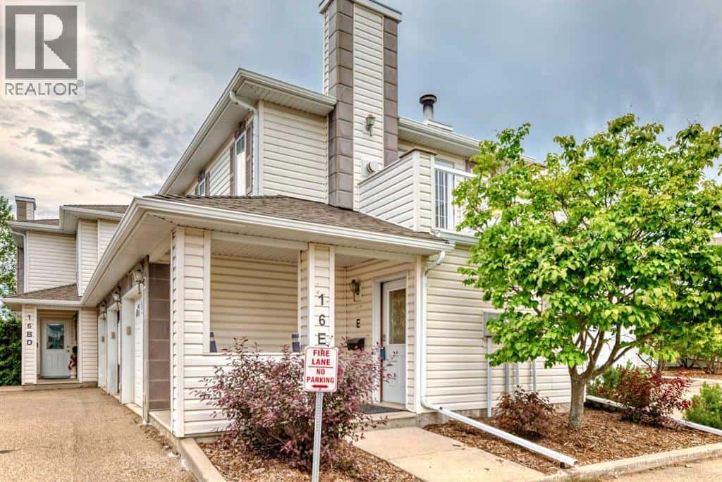 16E, 32 Daines Avenue — Red Deer - Photo 3 of 66