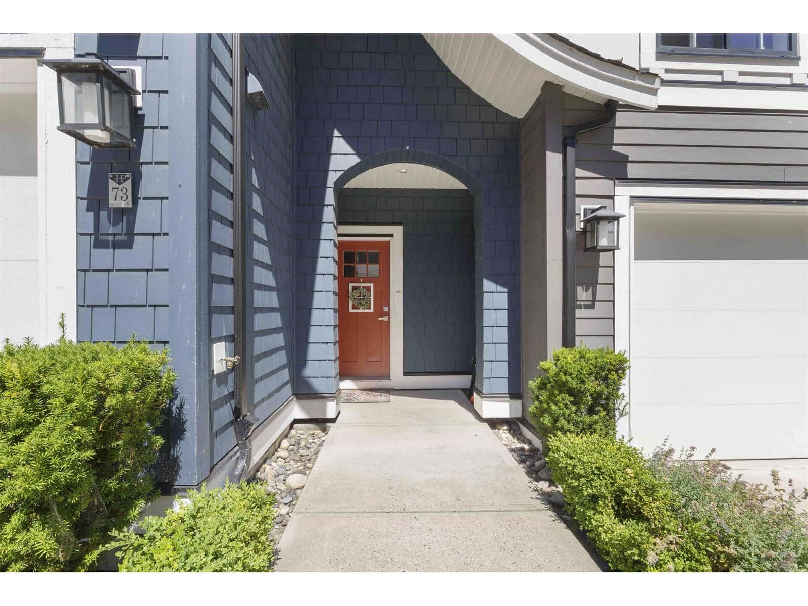 , Surrey, — Surrey - Photo 3 of 80