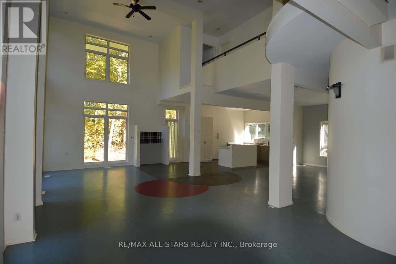 , Whitchurch-Stouffville, Ontario — Whitchurch-Stouffville, Ontario - Photo 5 of 14