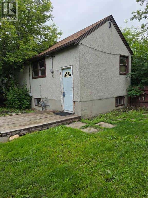 , Lacombe, Alberta — Lacombe, Alberta - Photo 3 of 38