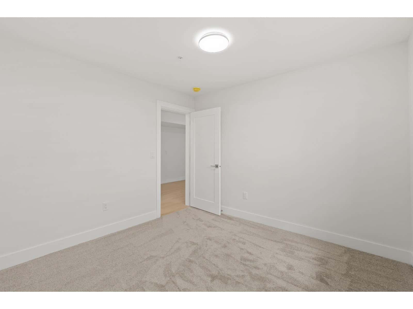 , Mission, British Columbia — Mission, British Columbia - Photo 3 of 39