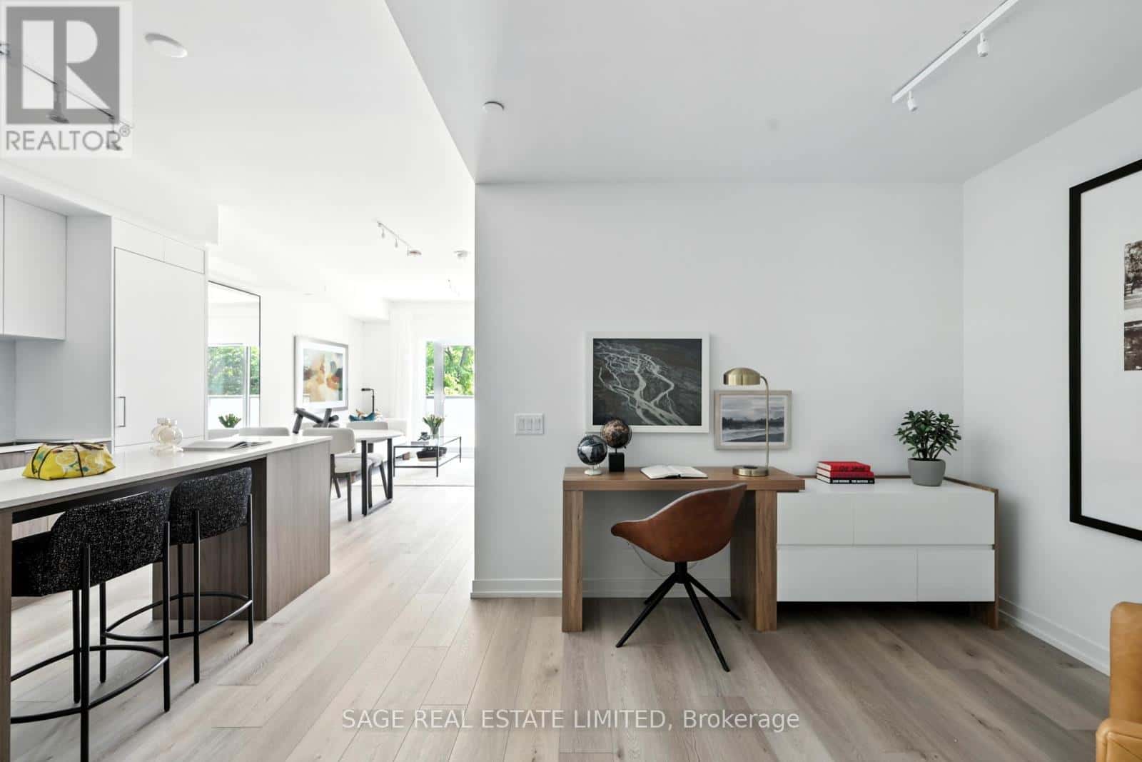 , Toronto (Wychwood), — Toronto (Wychwood) - Photo 5 of 24