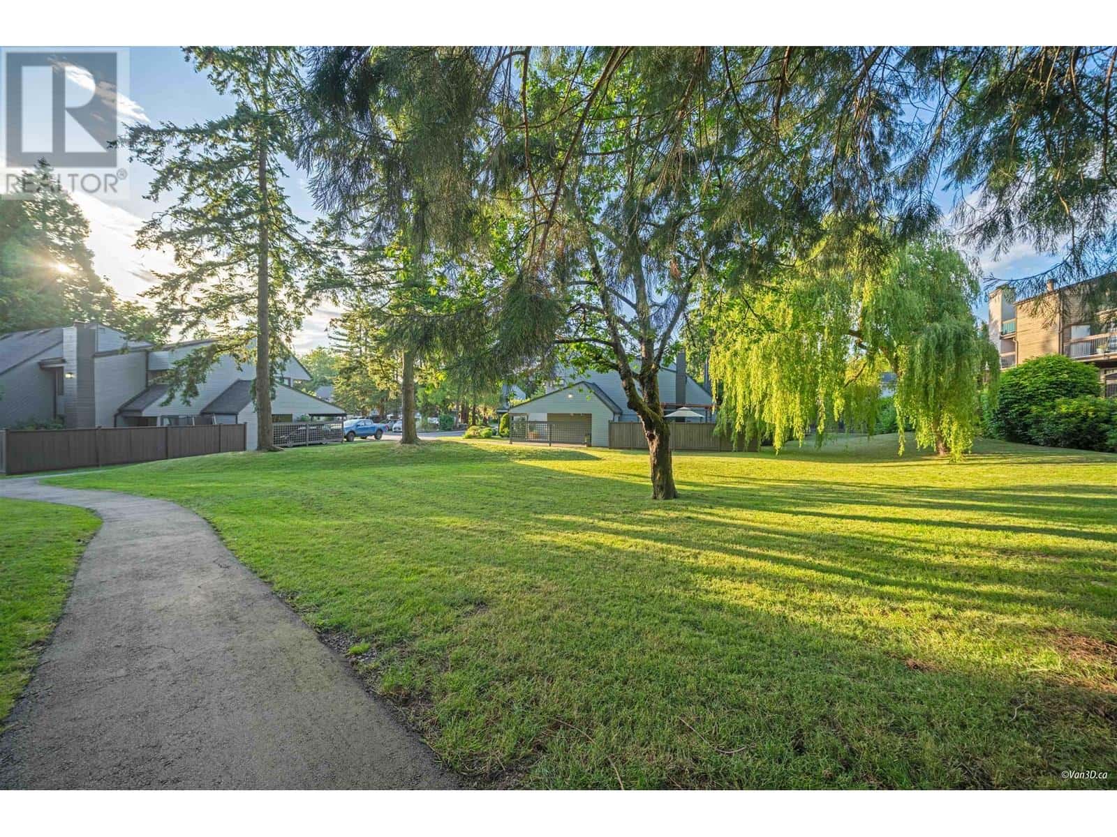 , Richmond, British Columbia — Richmond, British Columbia - Photo 2 of 66