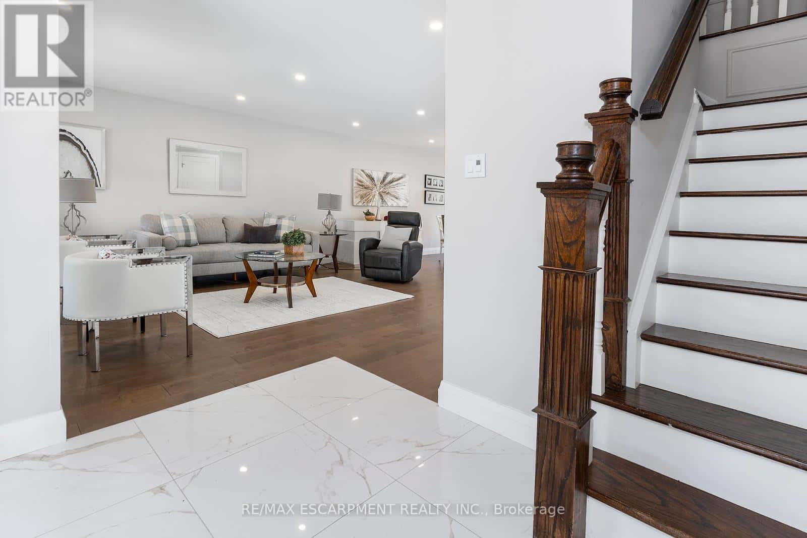 , Burlington (Shoreacres), Ontario — Burlington (Shoreacres), Ontario - Photo 5 of 46