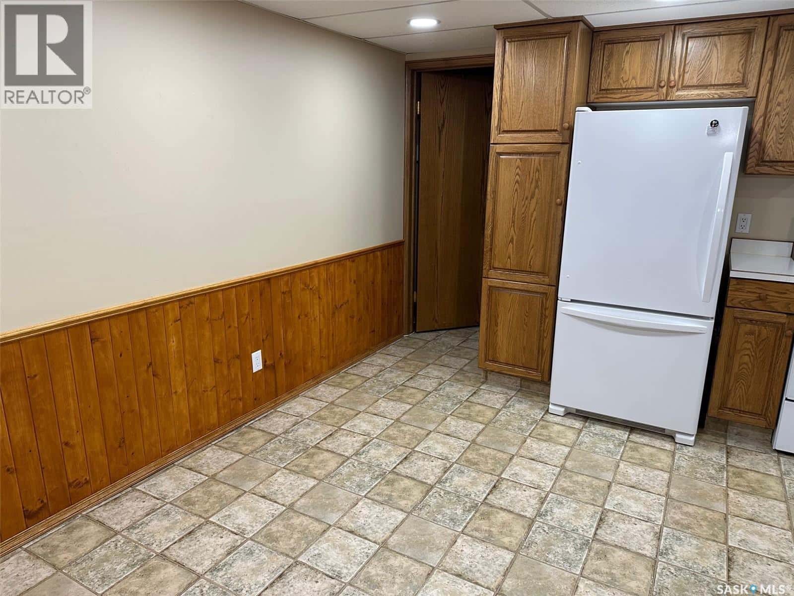 , Estevan, Saskatchewan — Estevan, Saskatchewan - Photo 5 of 64