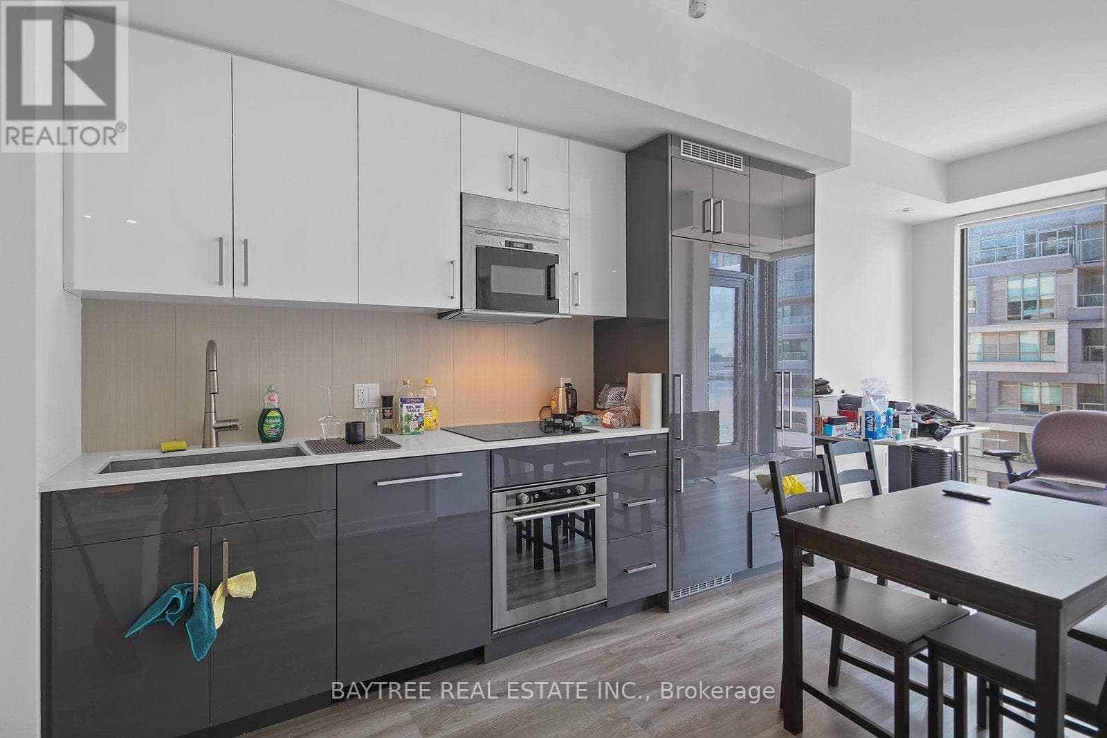 , Toronto (Oakwood Village), — Toronto (Oakwood Village) - Main photo