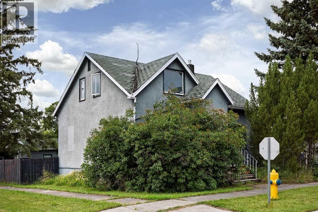 14 1st Avenue S — Hay Lakes - Main photo