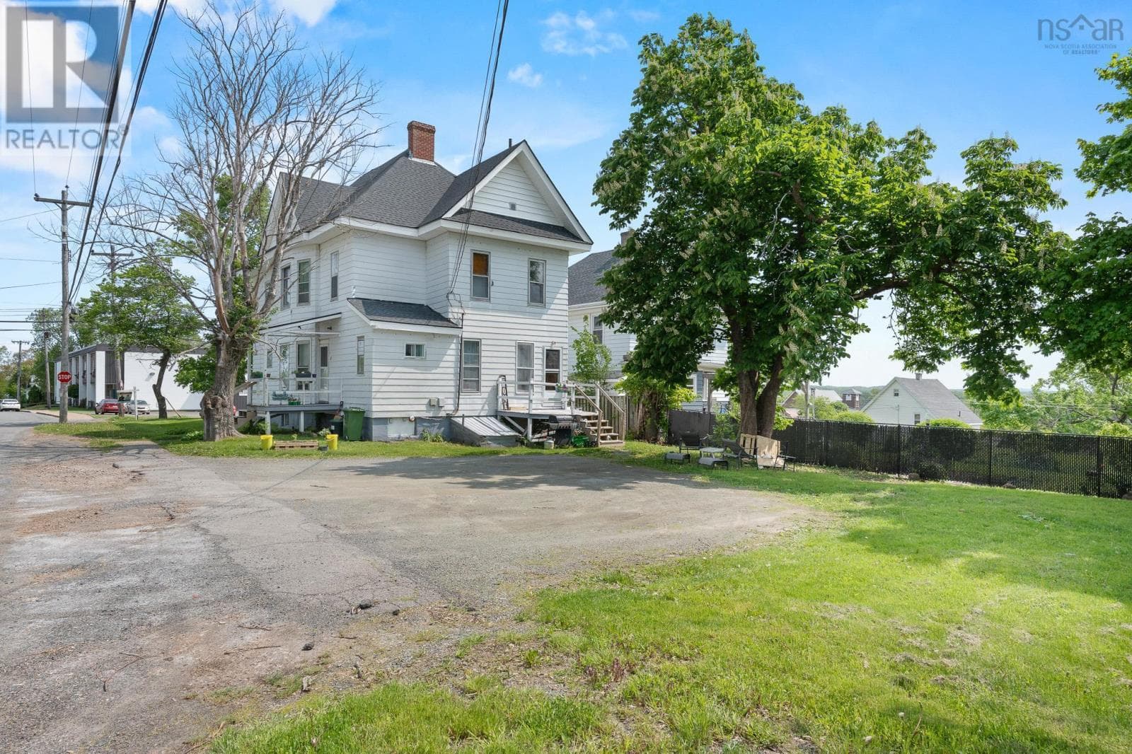 105 Park Street — Stellarton - Main photo