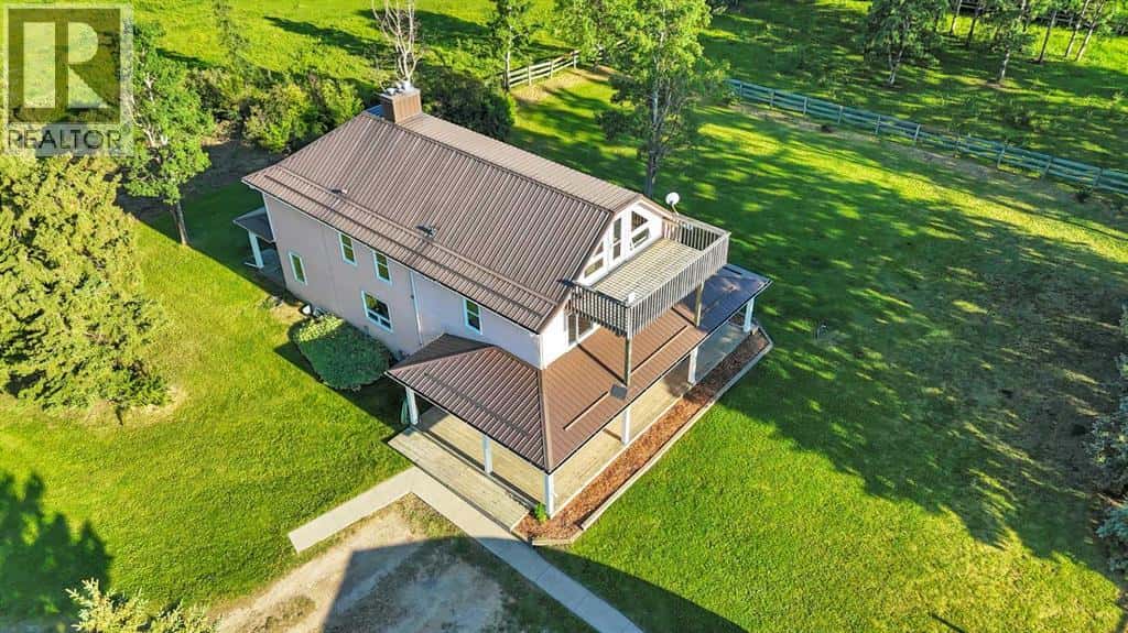 , Rural Mountain View County, Alberta — Rural Mountain View County, Alberta - Photo 4 of 100