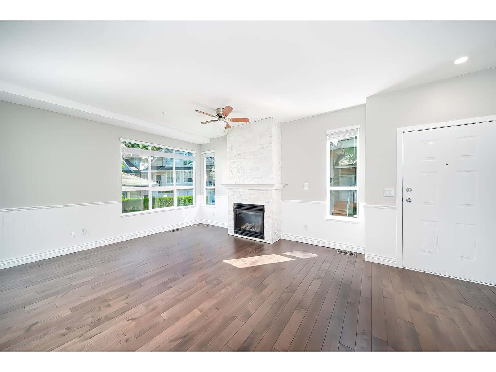 , Langley, — Langley - Photo 5 of 64