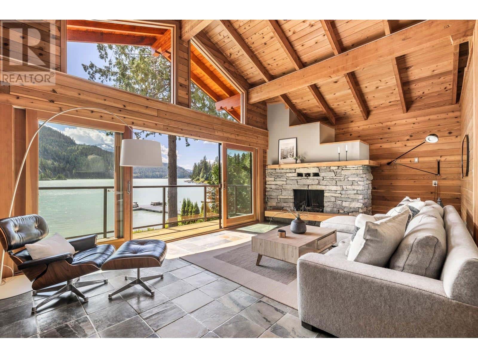 , Whistler, — Whistler - Photo 4 of 40