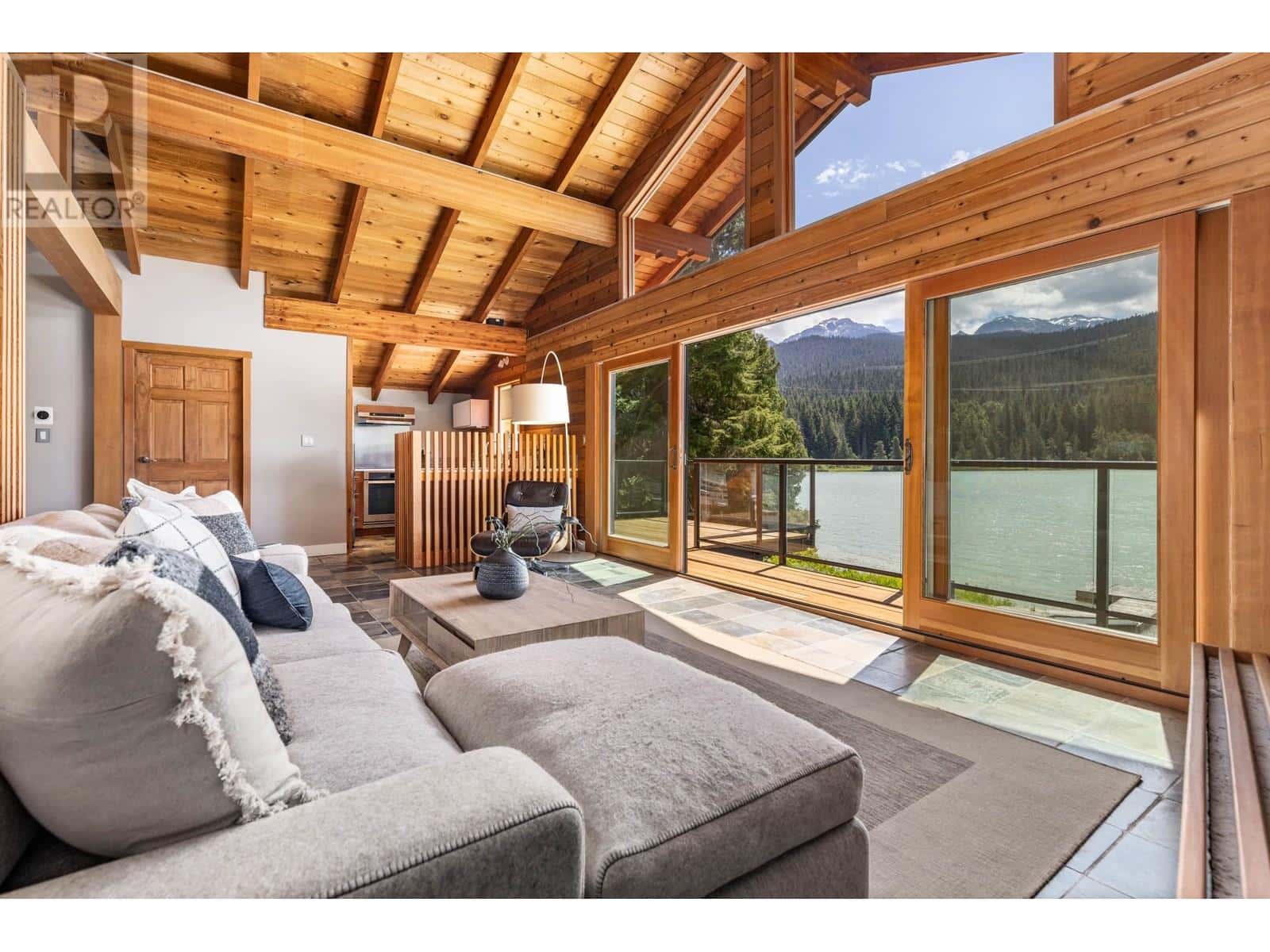 , Whistler, — Whistler - Photo 5 of 40