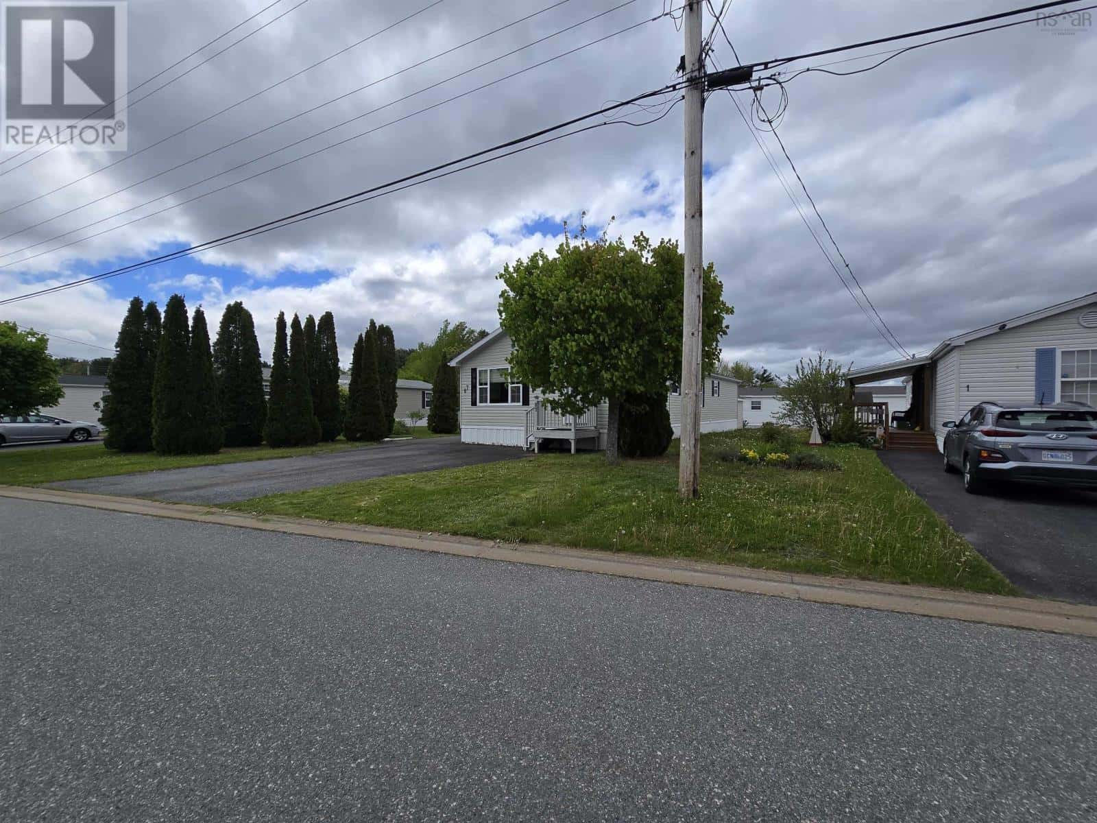 , Bridgewater, Nova Scotia — Bridgewater, Nova Scotia - Photo 3 of 29