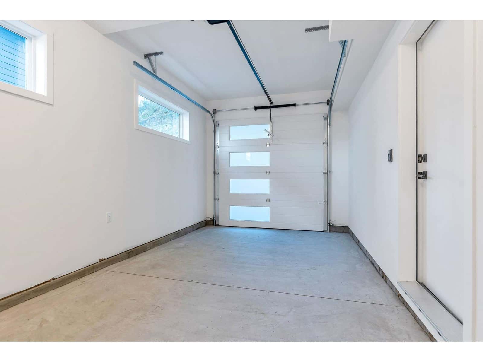 , Chilliwack, British Columbia — Chilliwack, British Columbia - Photo 3 of 80