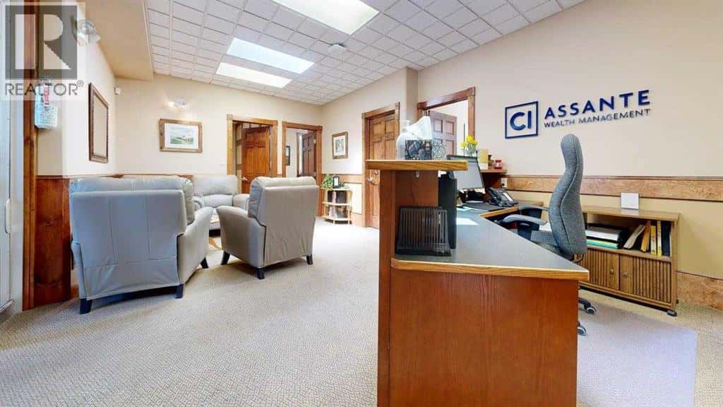 , Lethbridge, Alberta — Lethbridge, Alberta - Photo 3 of 10