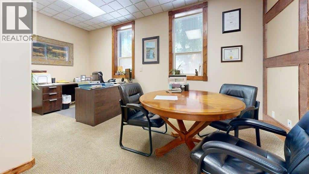 , Lethbridge, Alberta — Lethbridge, Alberta - Photo 4 of 10