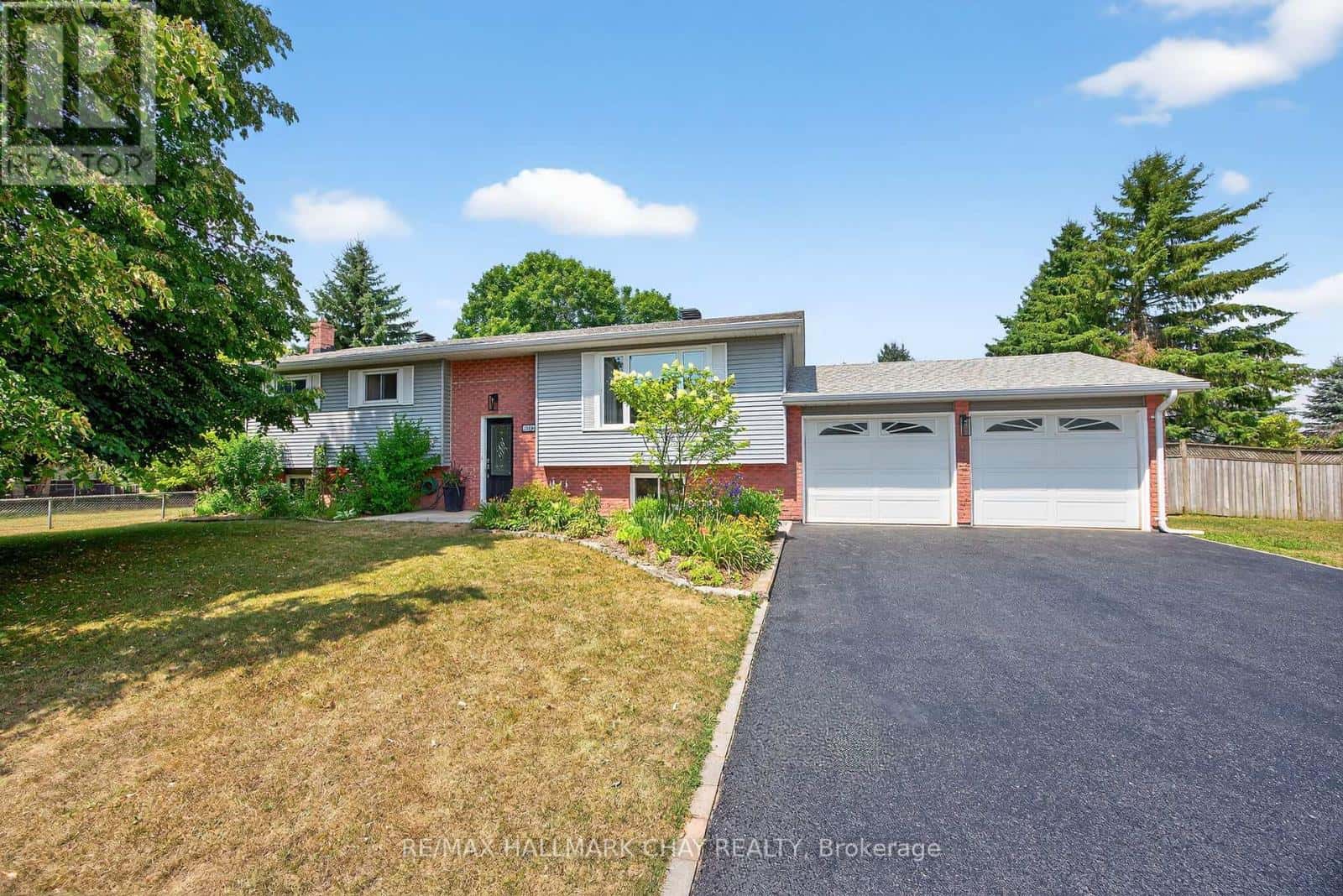 206 NORTH RIDGE ROAD — Essa (Thornton) - Photo 2 of 39