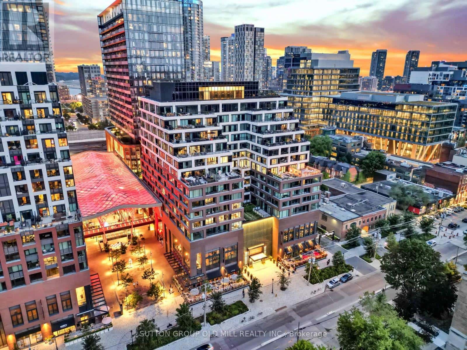 , Toronto (Waterfront Communities), — Toronto (Waterfront Communities) - Photo 2 of 100