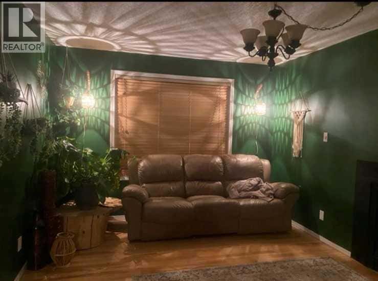 , High Level, Alberta — High Level, Alberta - Photo 3 of 22