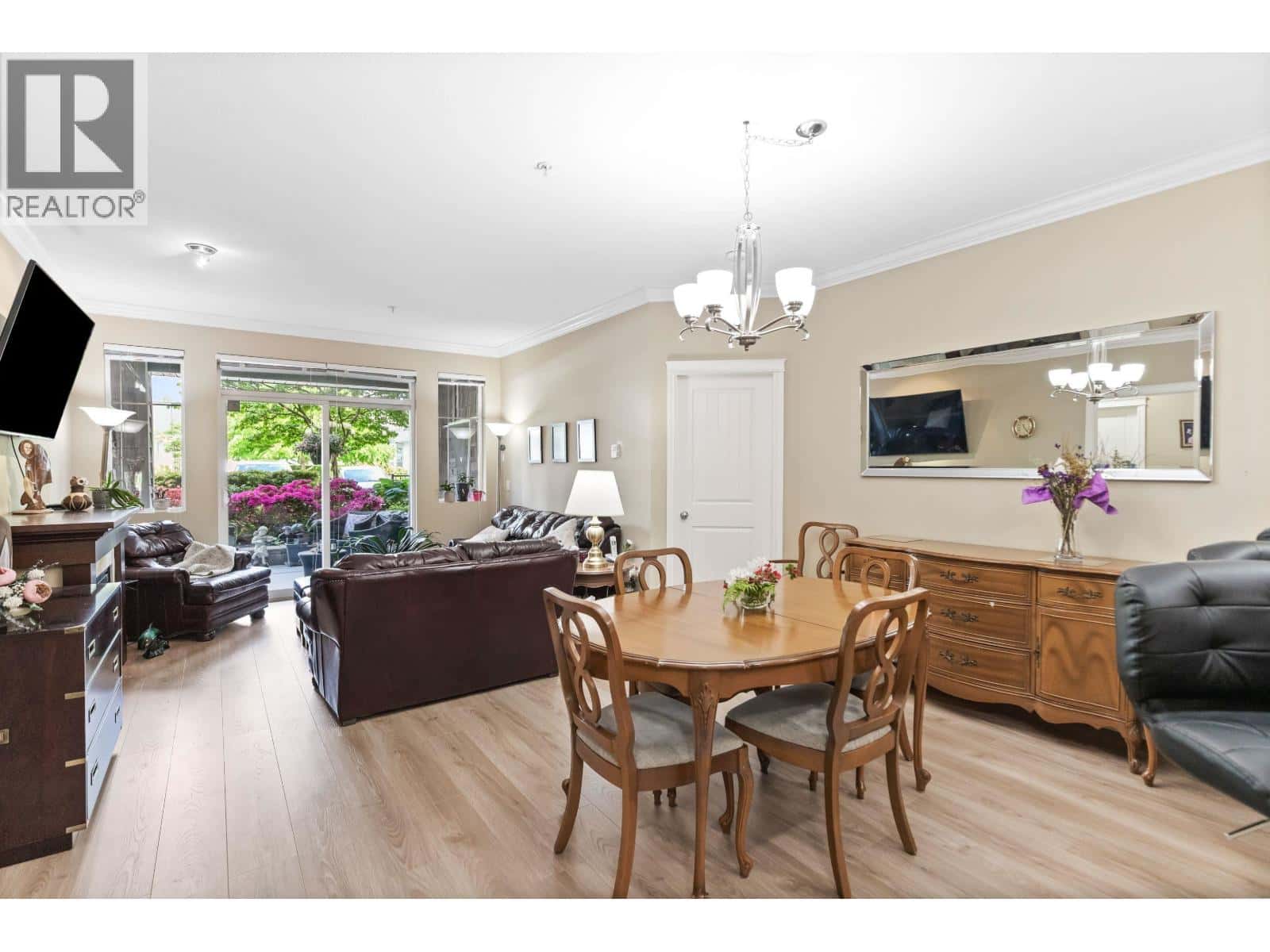 , Maple Ridge, British Columbia — Maple Ridge, British Columbia - Photo 5 of 74