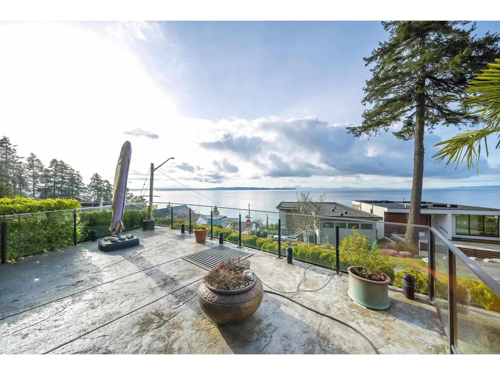 , White Rock, British Columbia — White Rock, British Columbia - Main photo