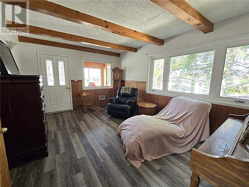 , St. Charles, Ontario — St. Charles, Ontario - Photo 5 of 24