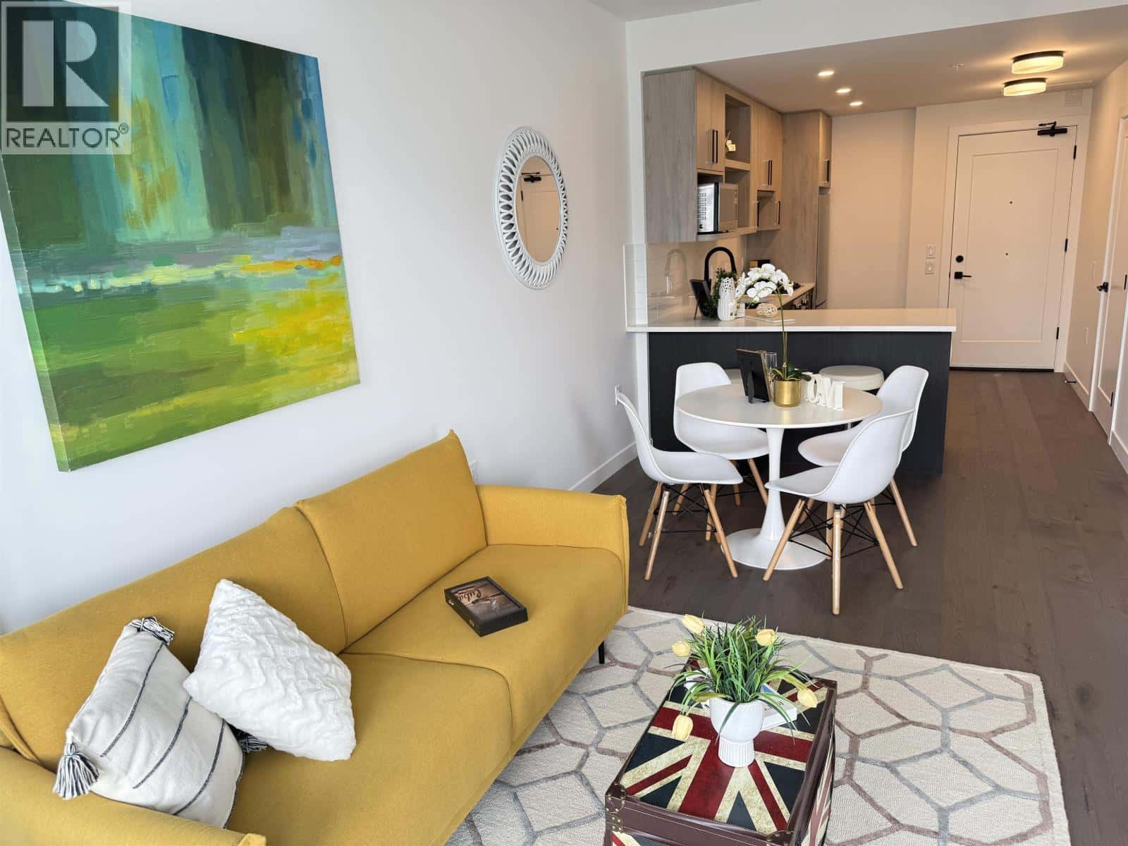 , Vancouver, British Columbia — Vancouver, British Columbia - Photo 5 of 45