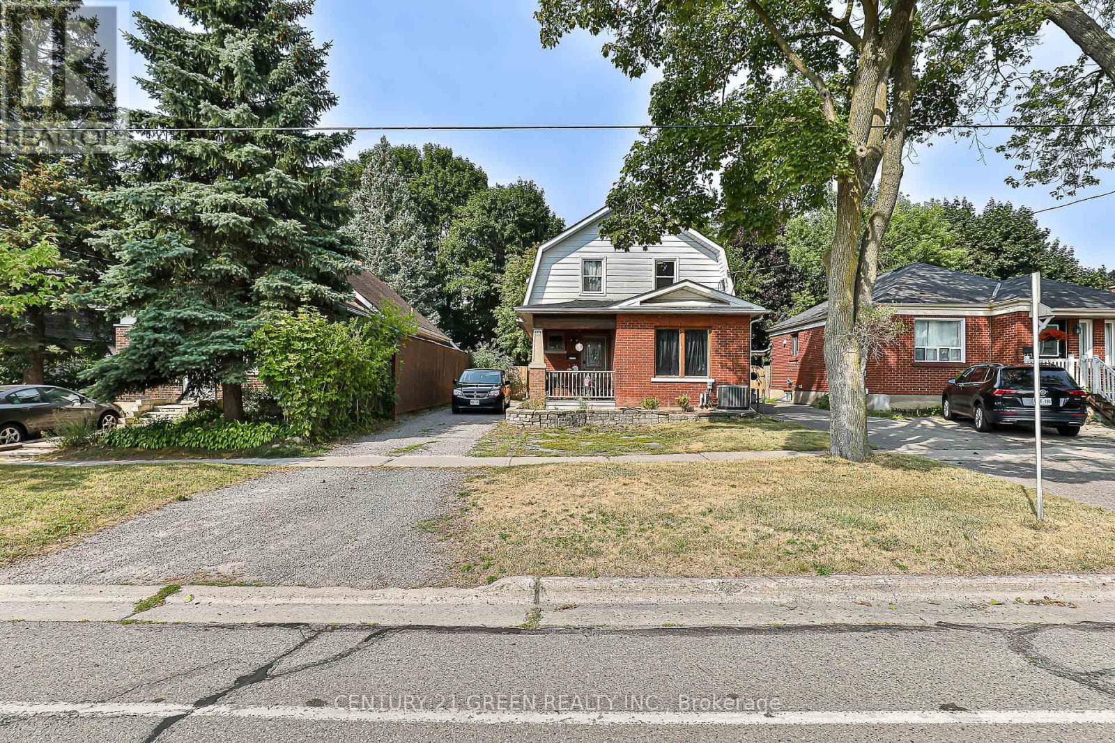 58 GIBBONS STREET — Oshawa (McLaughlin) - Main photo