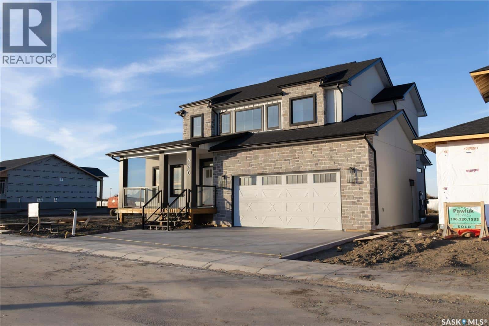 , Warman, Saskatchewan — Warman, Saskatchewan - Photo 2 of 24