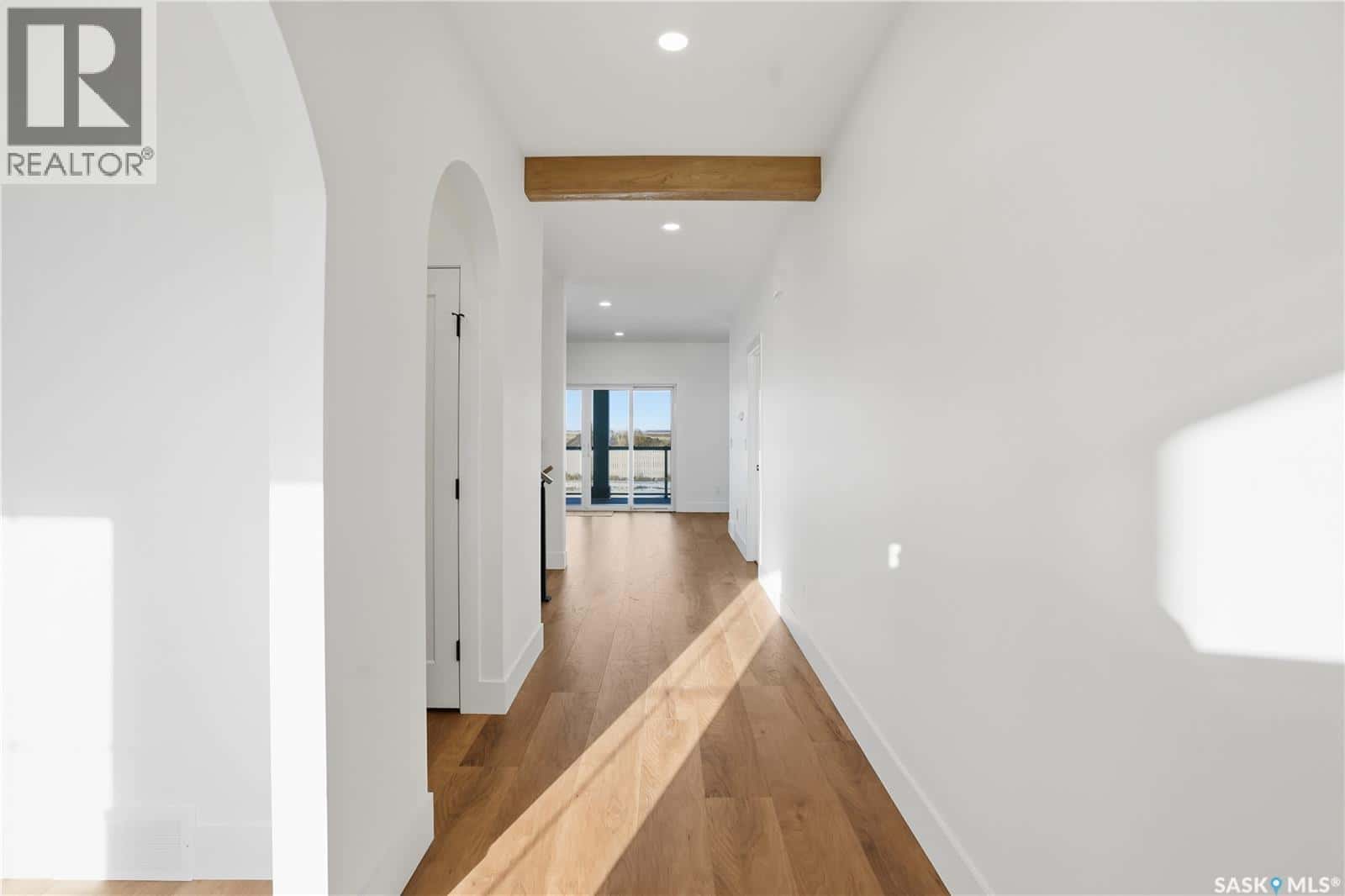 , Warman, Saskatchewan — Warman, Saskatchewan - Photo 3 of 24