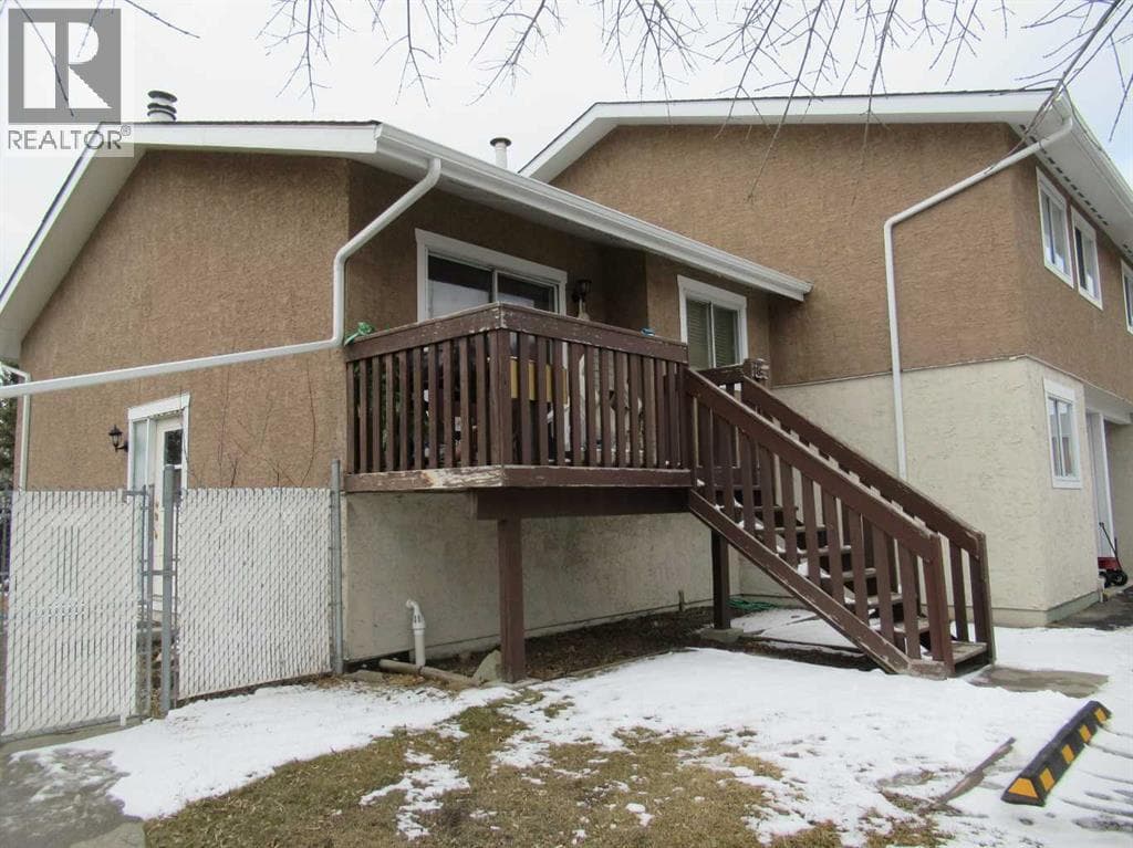 , Sundre, Alberta — Sundre, Alberta - Main photo