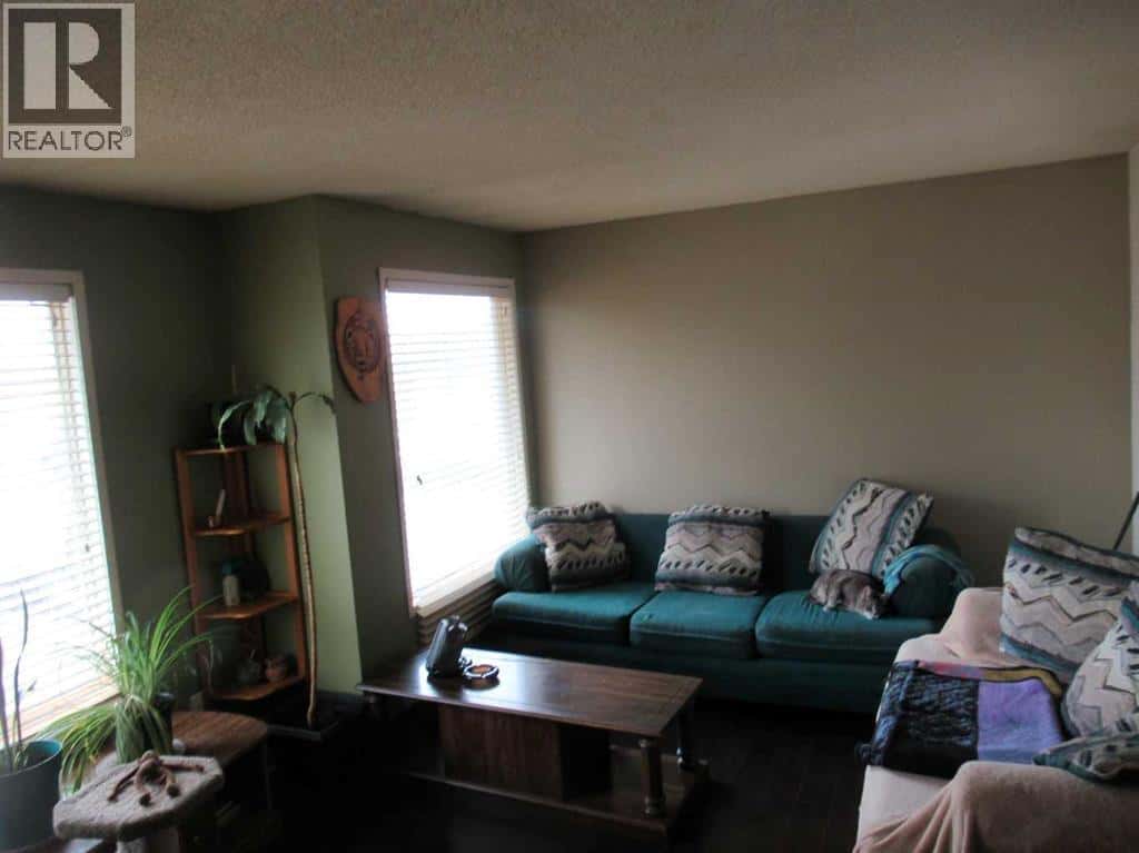 , Sundre, — Sundre - Photo 4 of 22