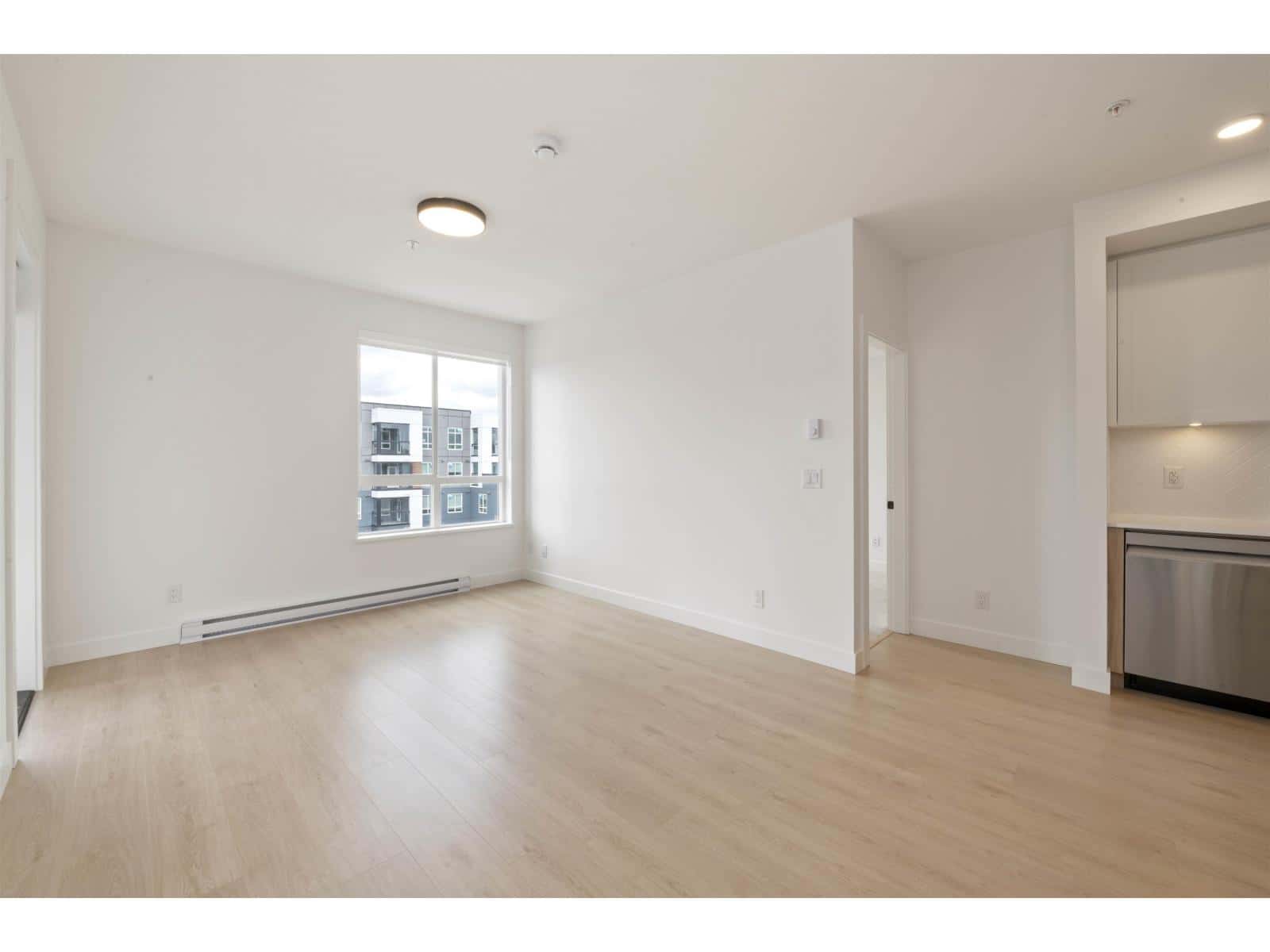 , Langley, British Columbia — Langley, British Columbia - Photo 5 of 27