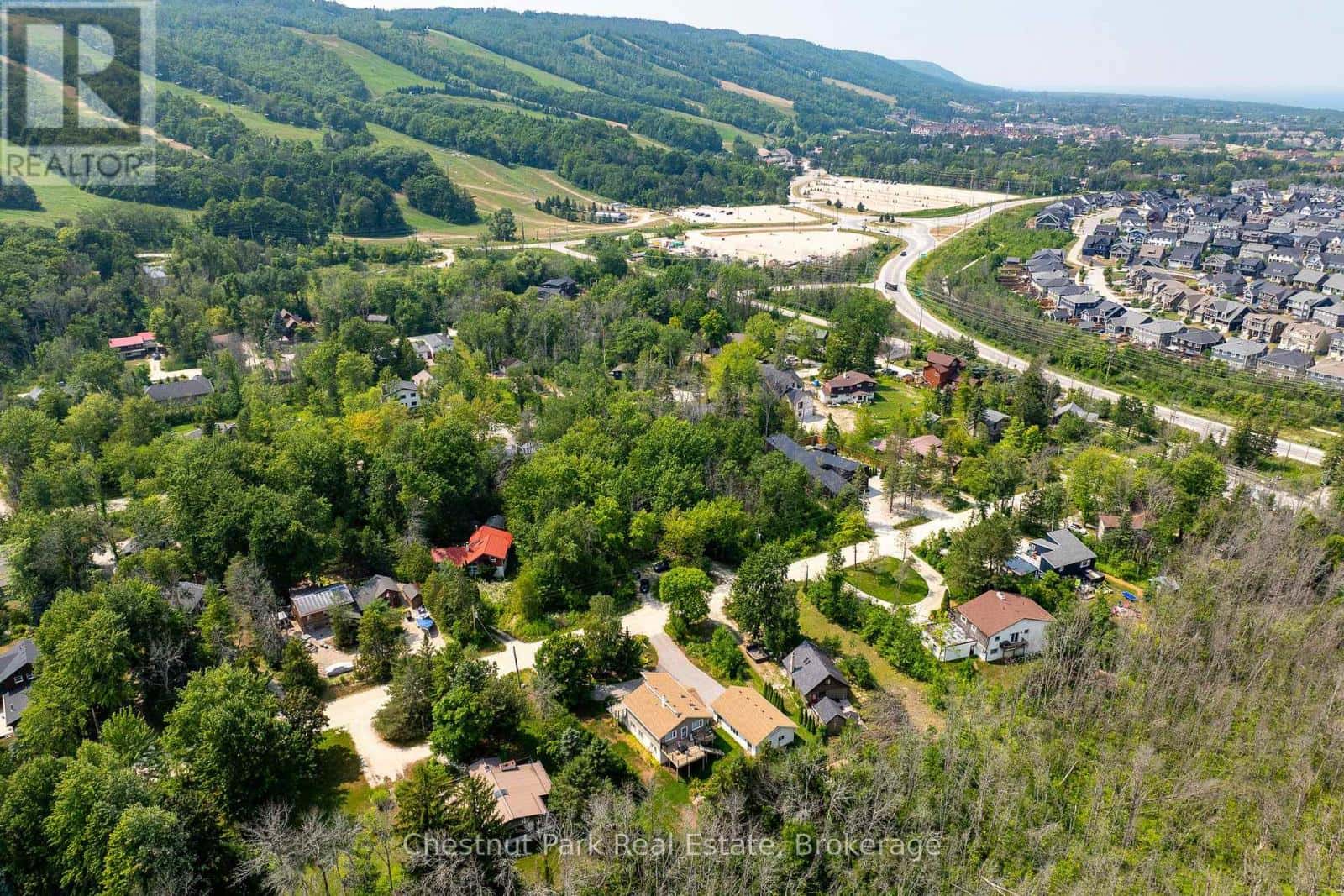 , Blue Mountains, Ontario — Blue Mountains, Ontario - Photo 3 of 100