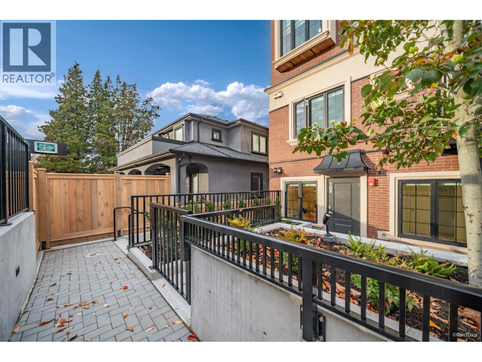 , Vancouver, — Vancouver - Photo 4 of 64