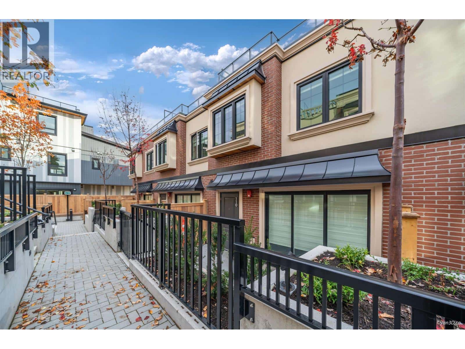 , Vancouver, — Vancouver - Photo 5 of 64