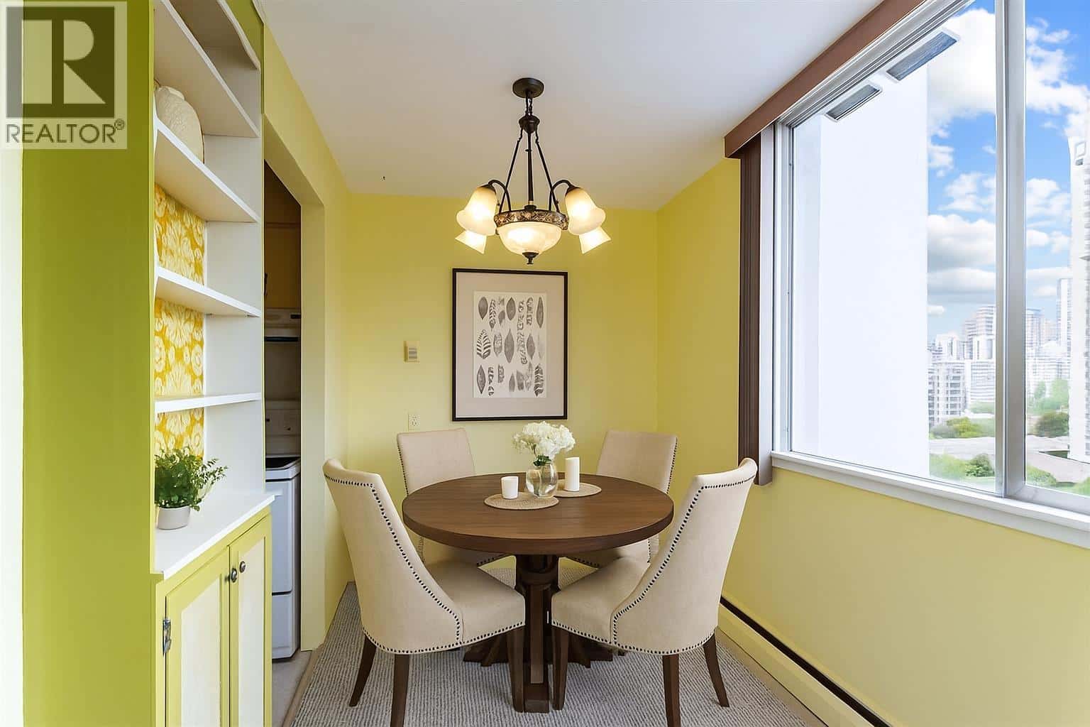 , Vancouver, — Vancouver - Photo 4 of 20