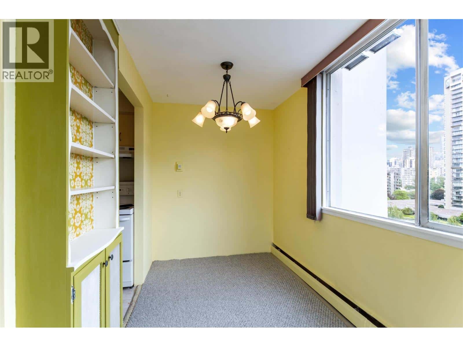 , Vancouver, — Vancouver - Photo 5 of 20