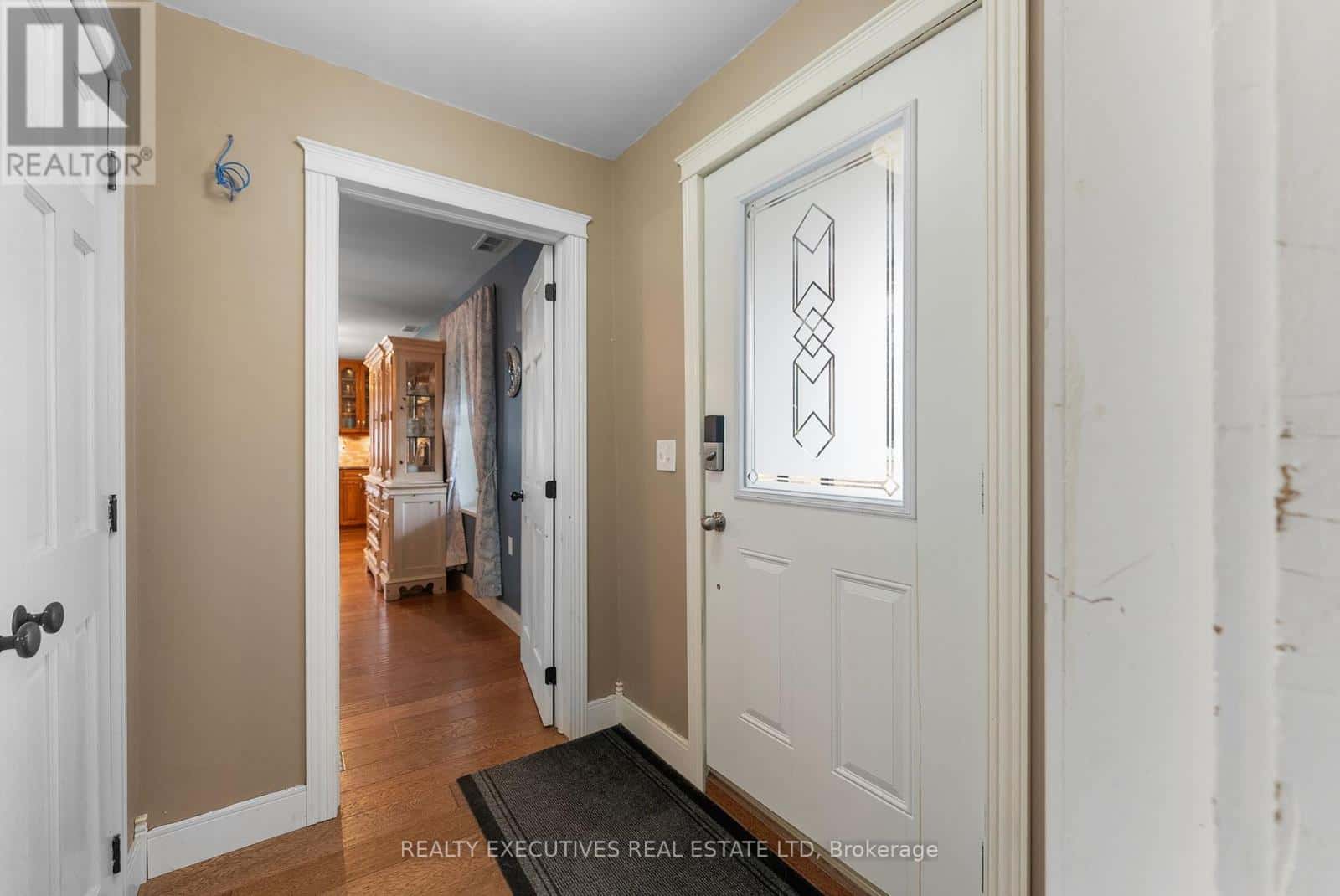 , Loyalist (Odessa), — Loyalist (Odessa) - Photo 4 of 50