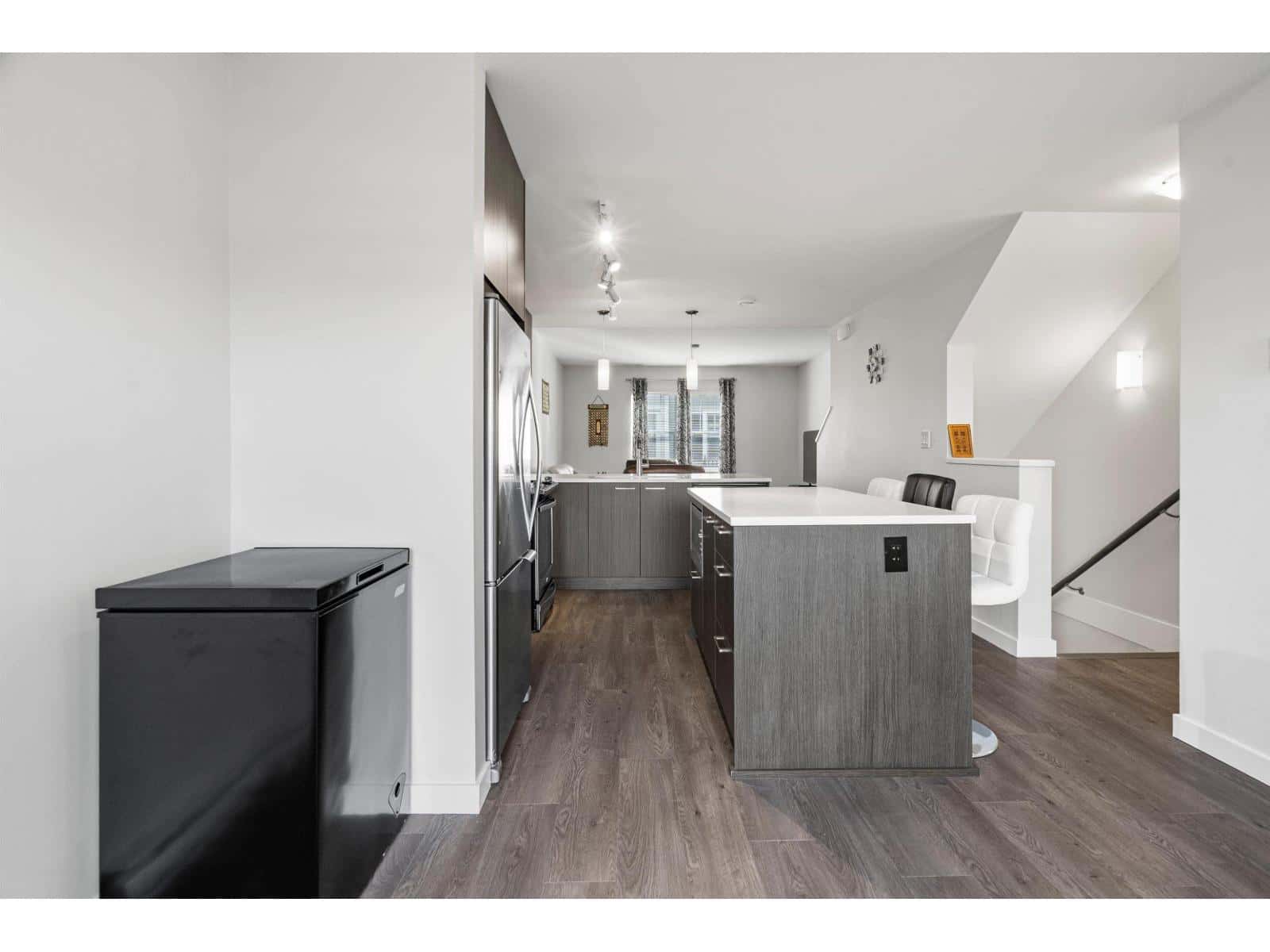 , Abbotsford, — Abbotsford - Photo 4 of 70