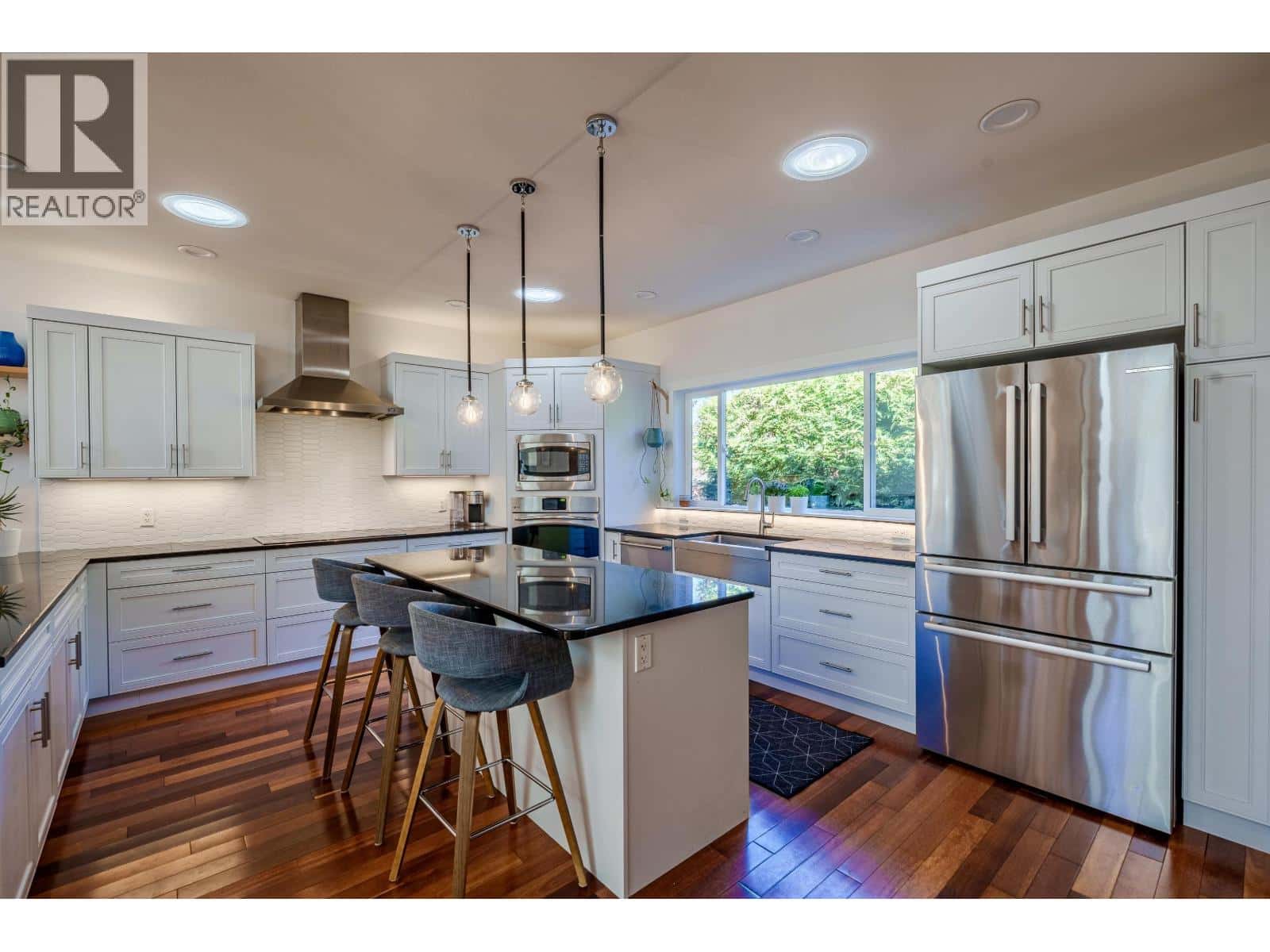 , Sechelt, — Sechelt - Photo 4 of 80