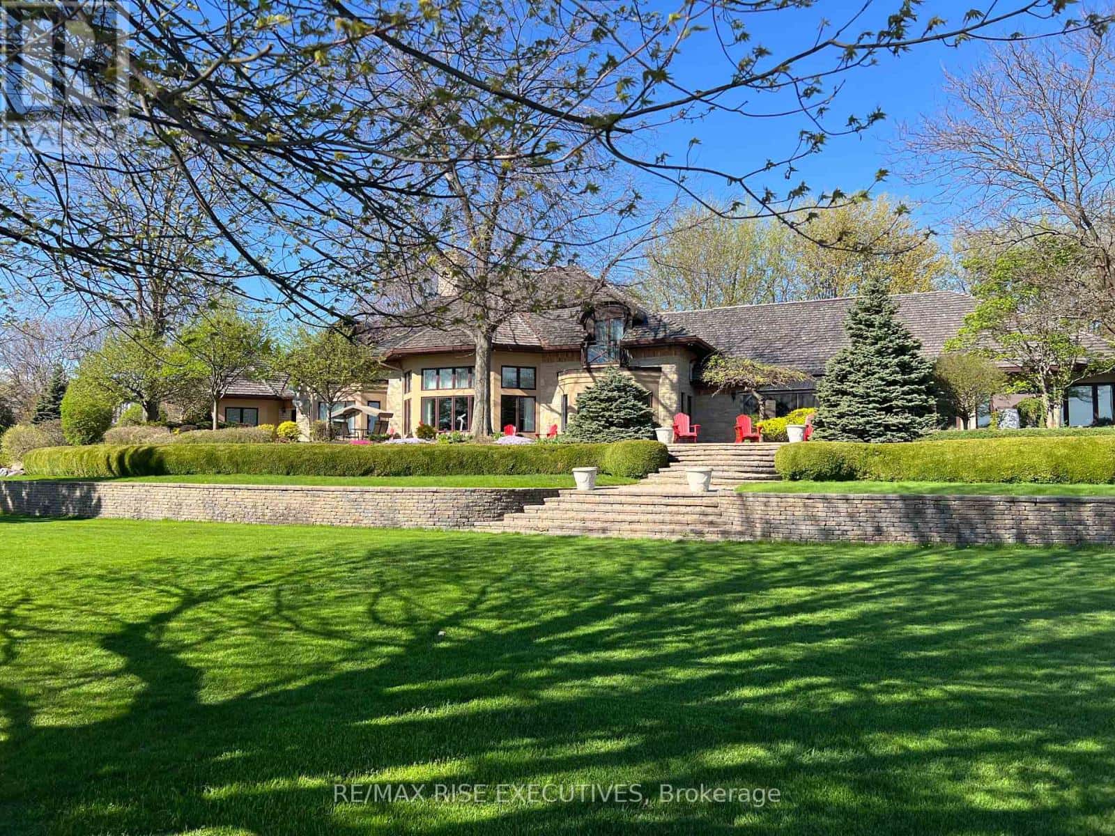 , South Stormont, Ontario — South Stormont, Ontario - Photo 3 of 32