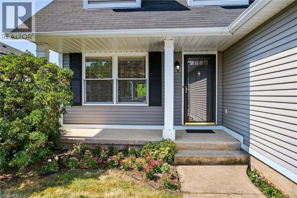 , Niagara Falls, — Niagara Falls - Photo 5 of 70