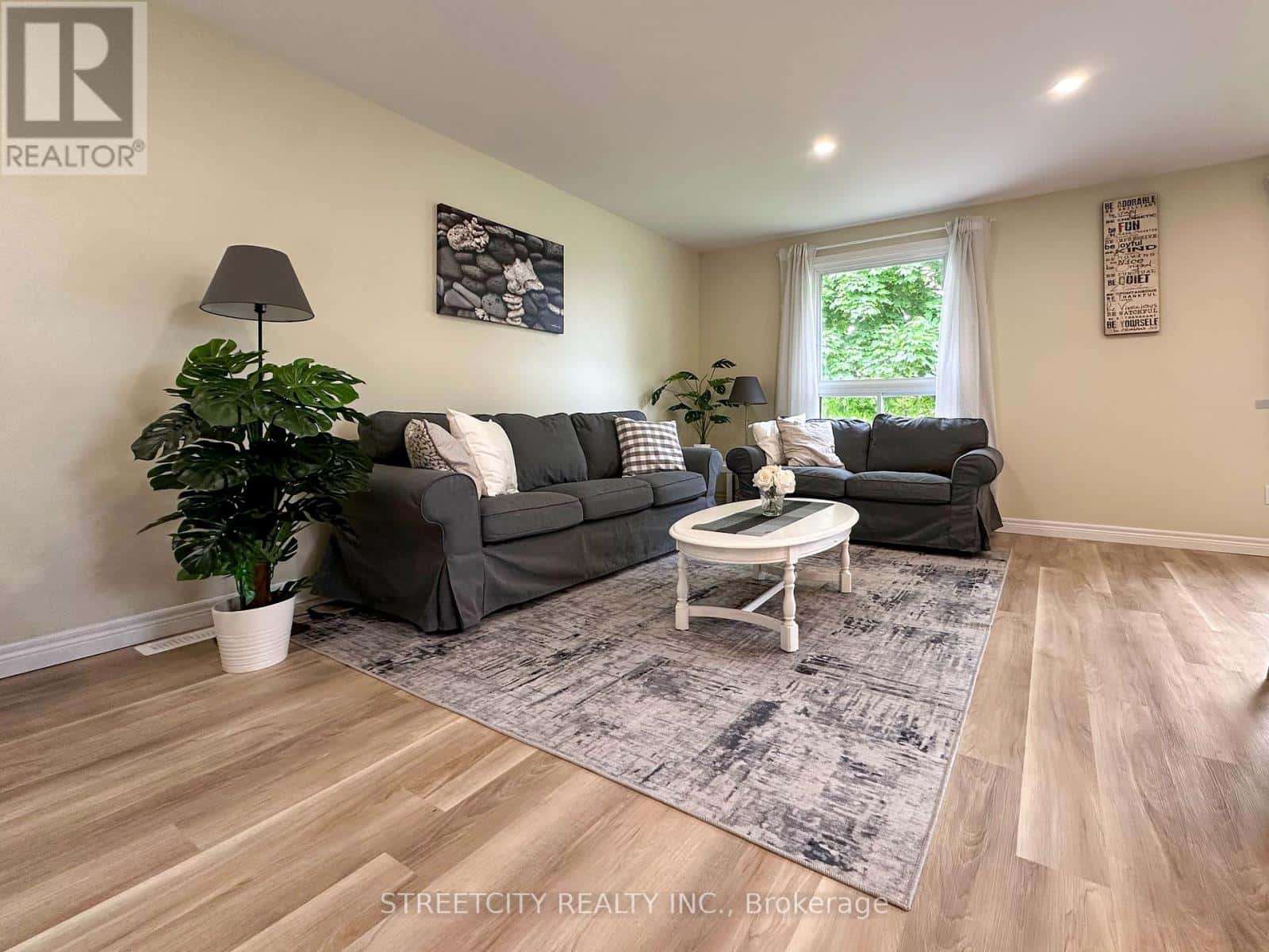 , St. Clair, Ontario — St. Clair, Ontario - Photo 5 of 68